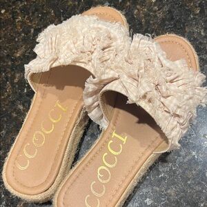 CCOCCI Women's Cream Ruffle Sandals Sz 7